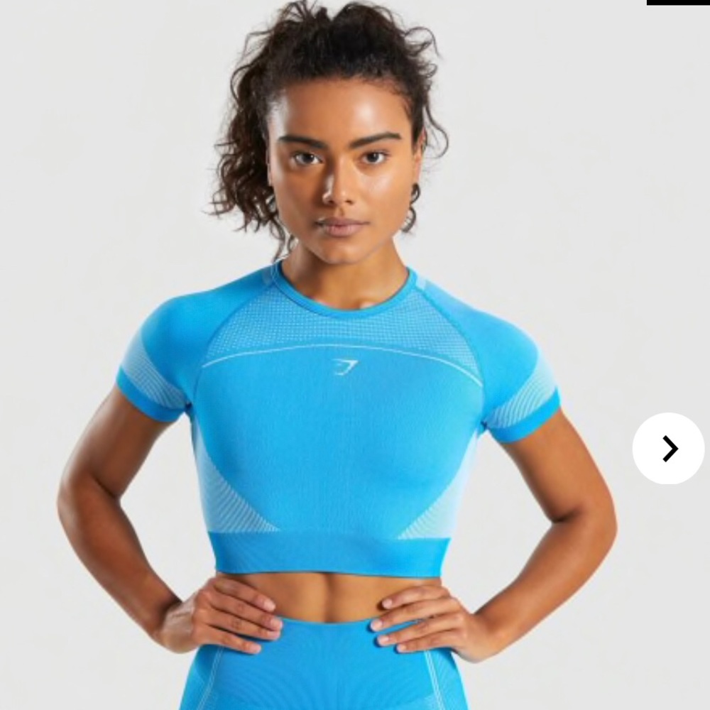 2 Gymshark ULTRA SEAMLESS CROP TOPS